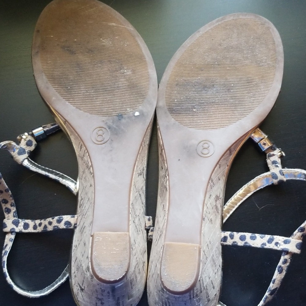 Shoes - Picture 2 of 3